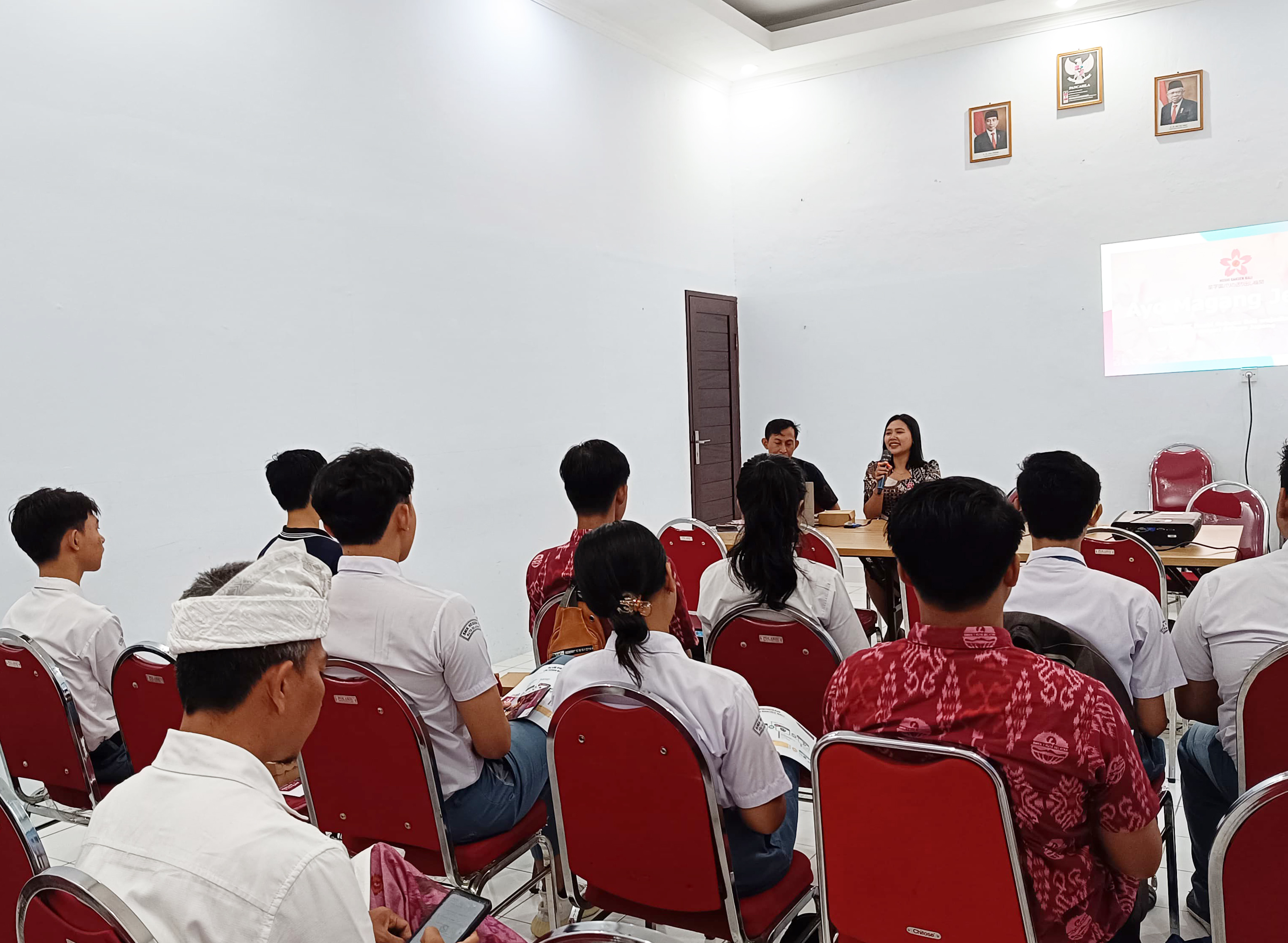 Kunjungan Tim LPK Hoshi Gakuen Bali ke SMK N 1 Kuta Selatan