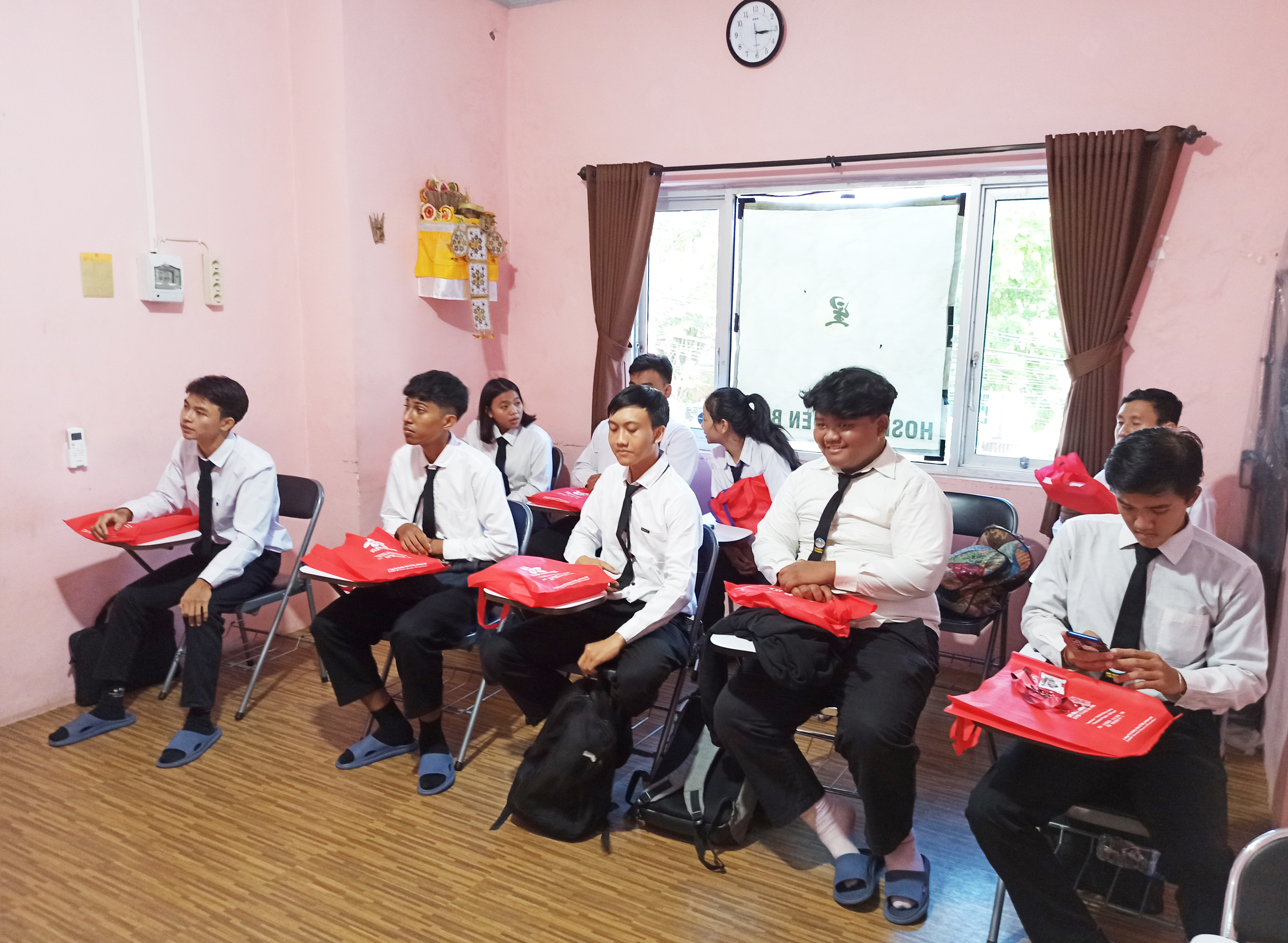 Penerimaan Siswa Baru Batch 6