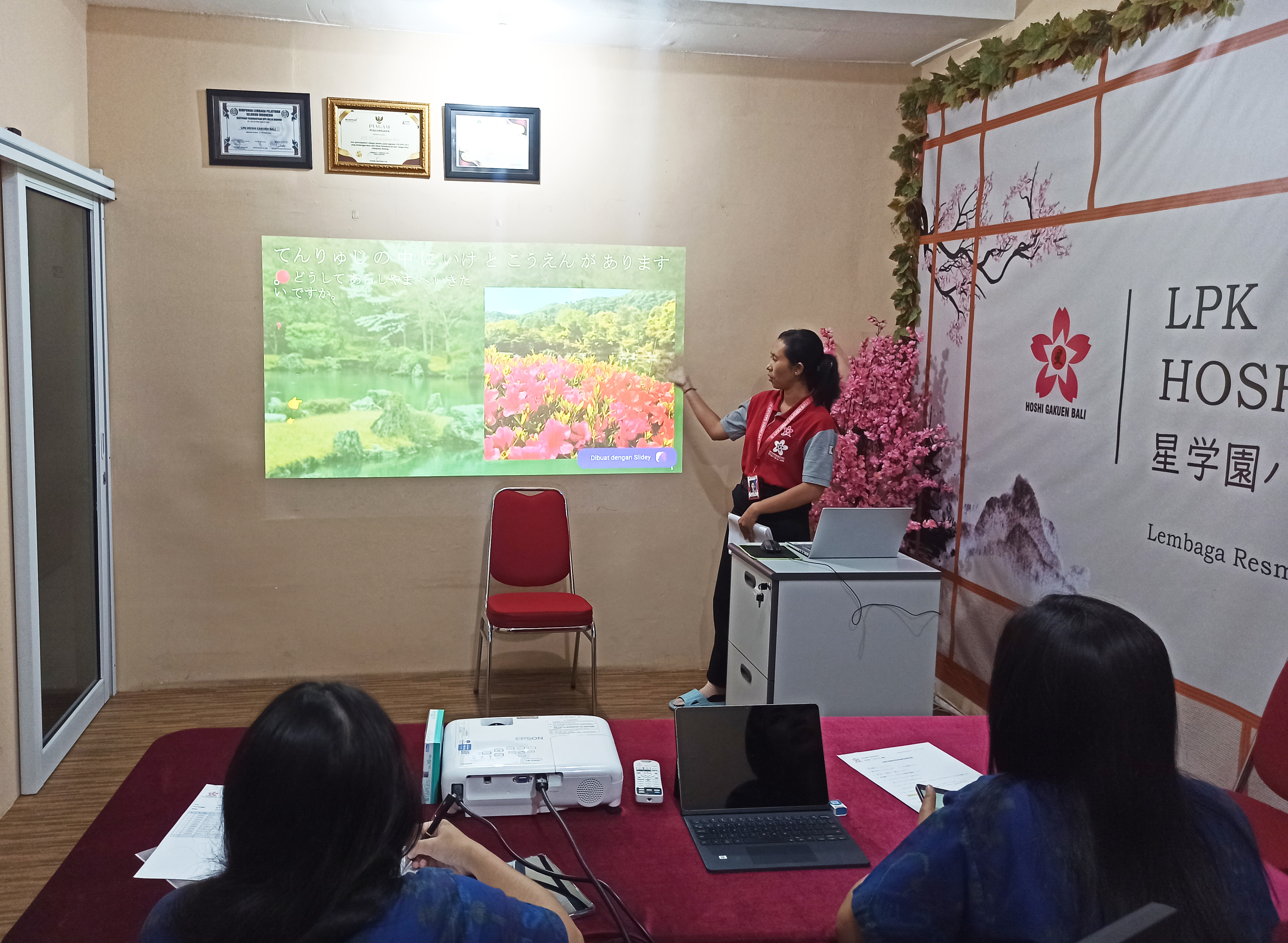 Ujian Tengah Pelatihan N4 Batch 7