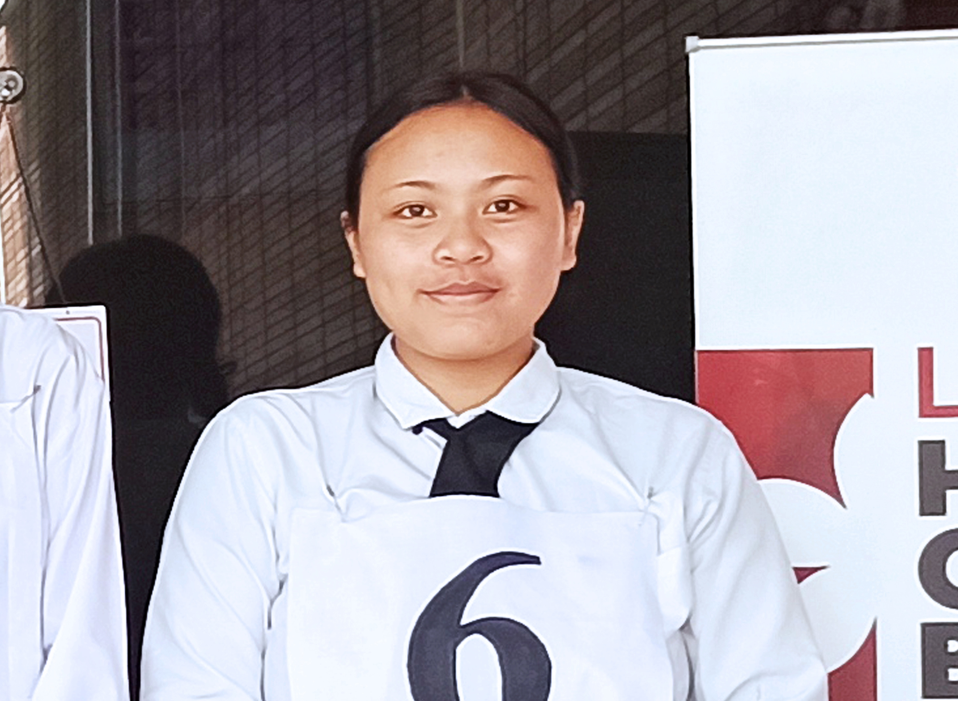 Lolos Interview - Ani