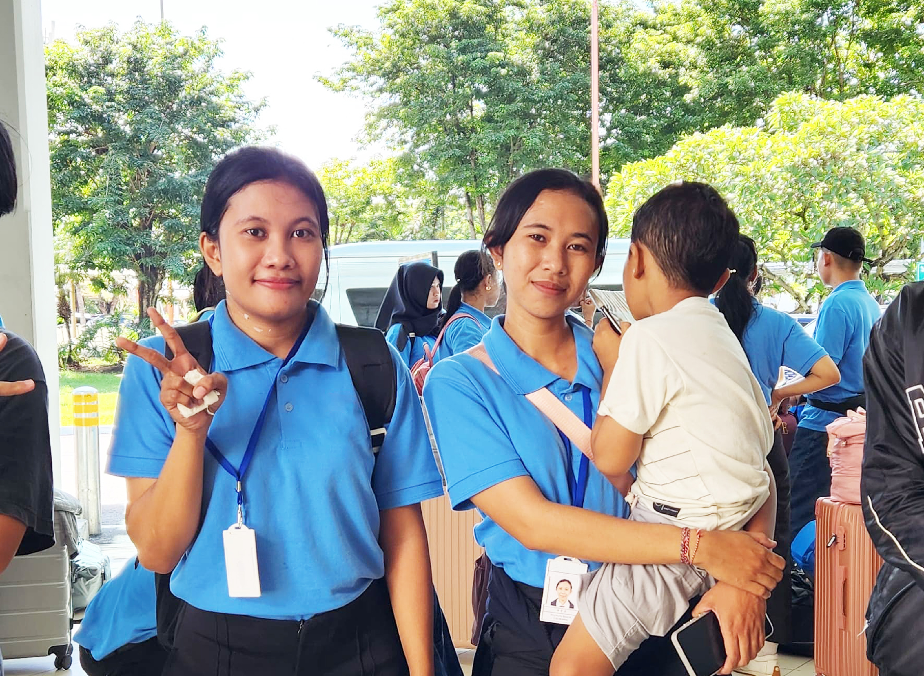 Keberangkatan Sagita & Hana